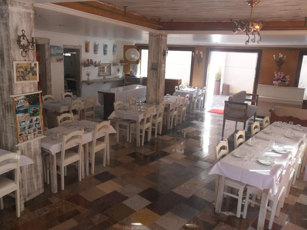 Pousada La Lampara Cabo Frio 2*,  Brezilya